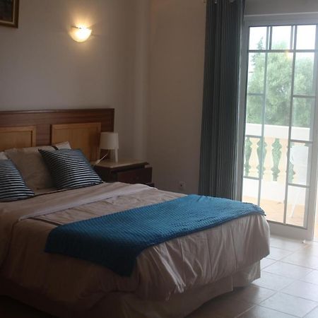 Santa Bárbara de Nexe Rustic Villa Guesthouse מראה חיצוני תמונה