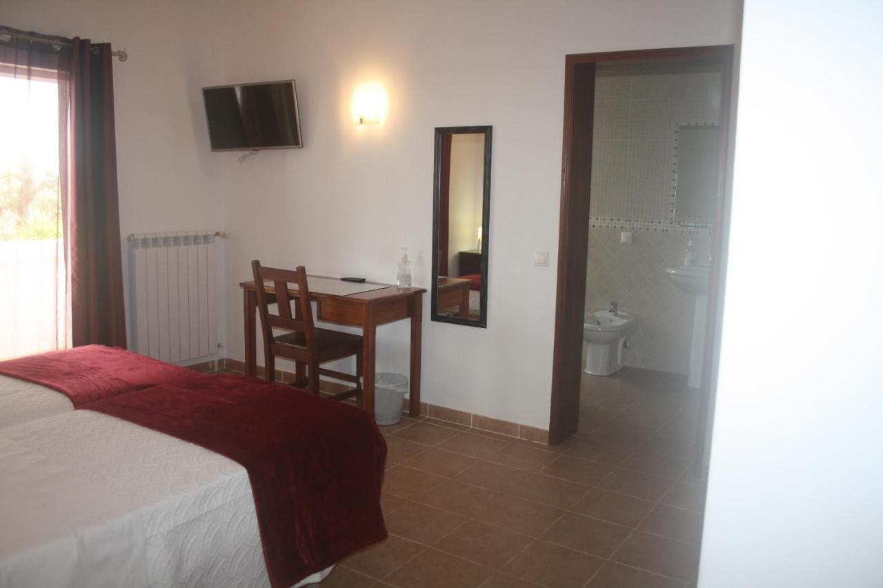 Santa Bárbara de Nexe Rustic Villa Guesthouse מראה חיצוני תמונה