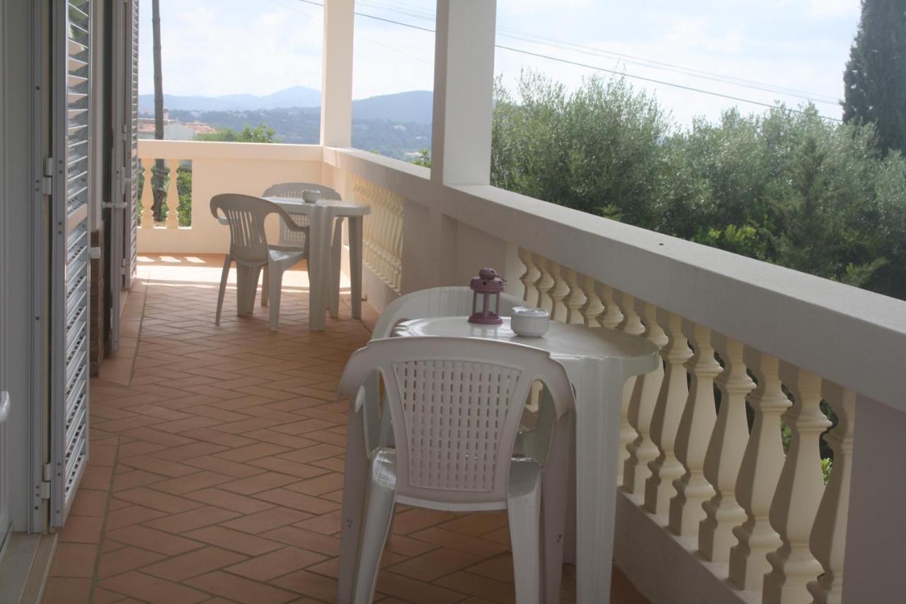 Santa Bárbara de Nexe Rustic Villa Guesthouse מראה חיצוני תמונה
