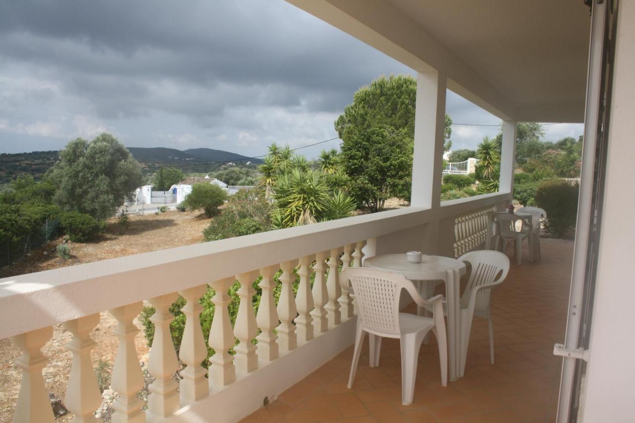 Santa Bárbara de Nexe Rustic Villa Guesthouse מראה חיצוני תמונה