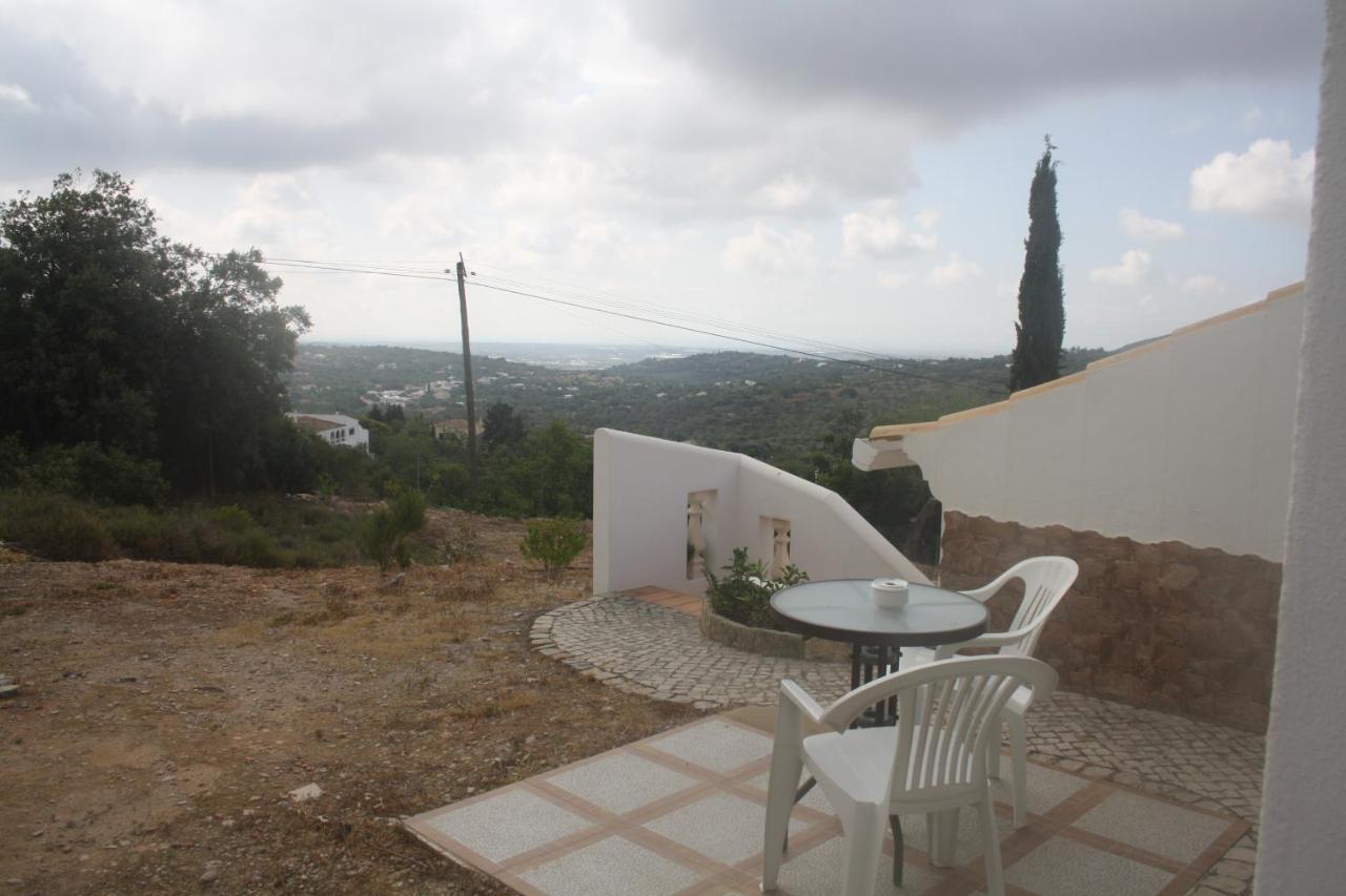 Santa Bárbara de Nexe Rustic Villa Guesthouse מראה חיצוני תמונה
