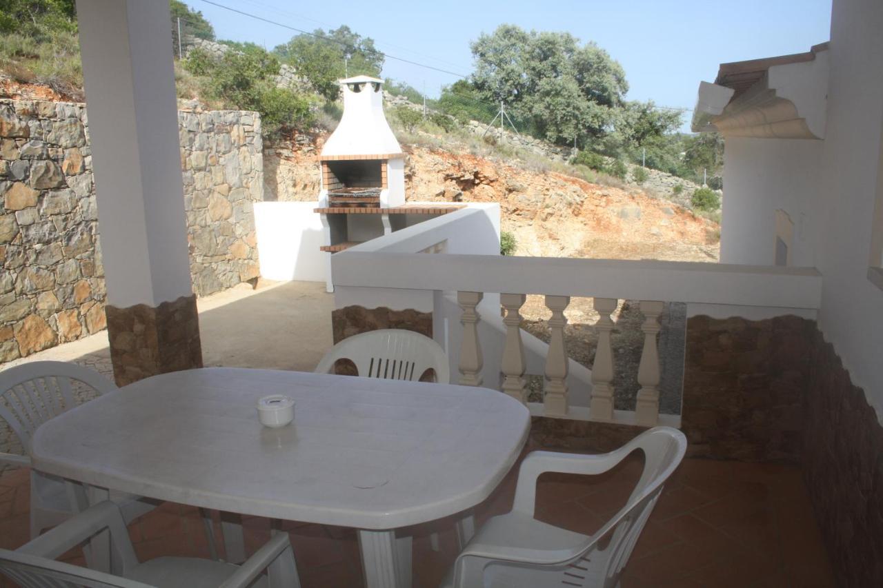Santa Bárbara de Nexe Rustic Villa Guesthouse מראה חיצוני תמונה