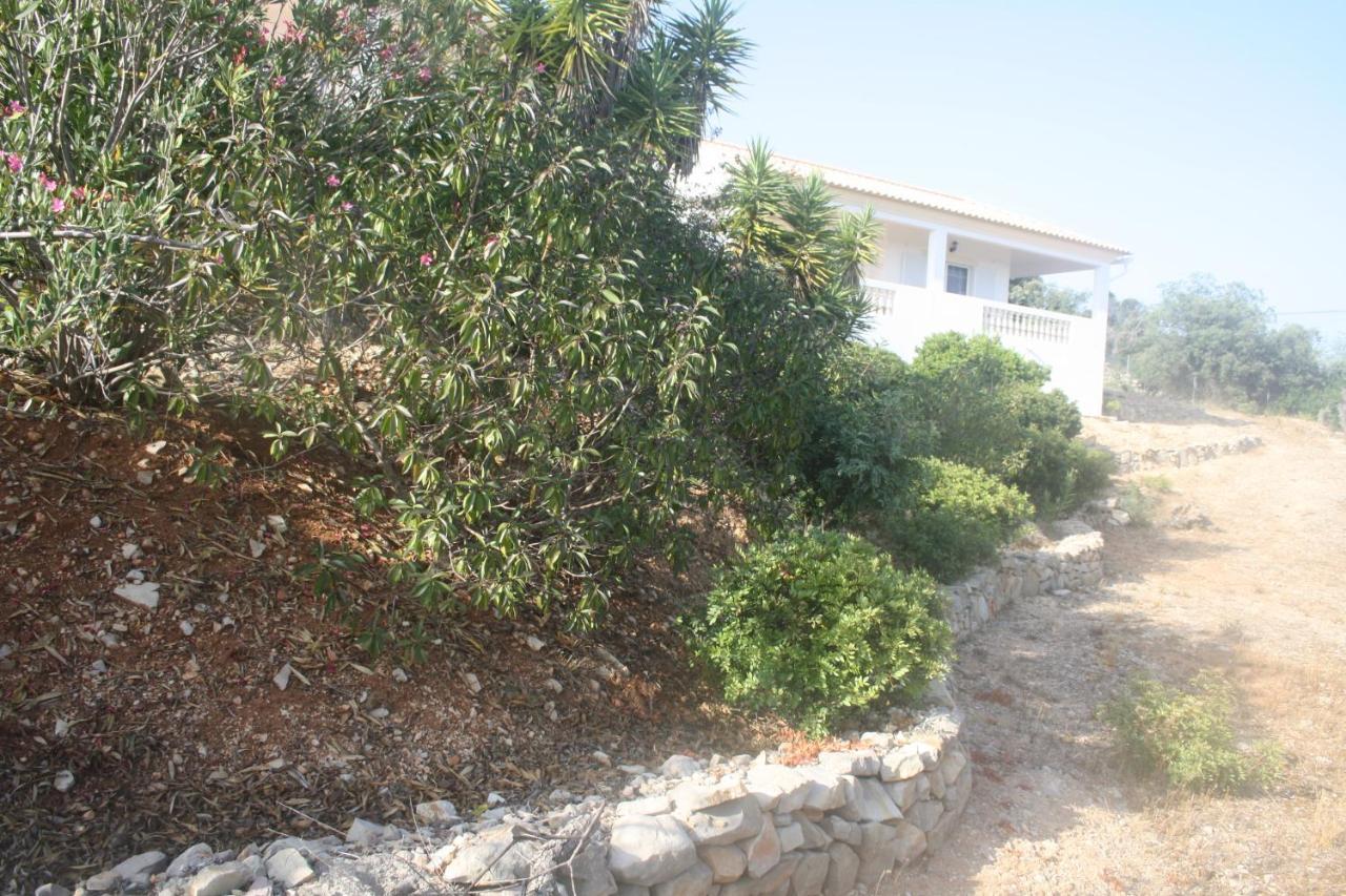 Santa Bárbara de Nexe Rustic Villa Guesthouse מראה חיצוני תמונה